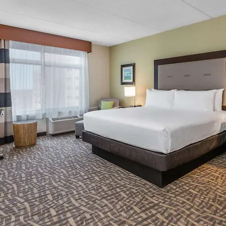 Wyndham Garden Buffalo Downtown-3